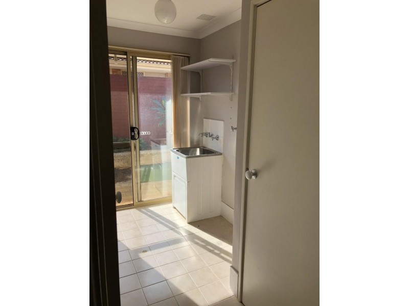 15/93 Owtram Road, Armadale WA 6112