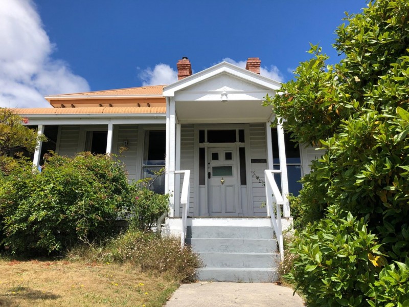 122 Augusta Road, Lenah Valley TAS 7008