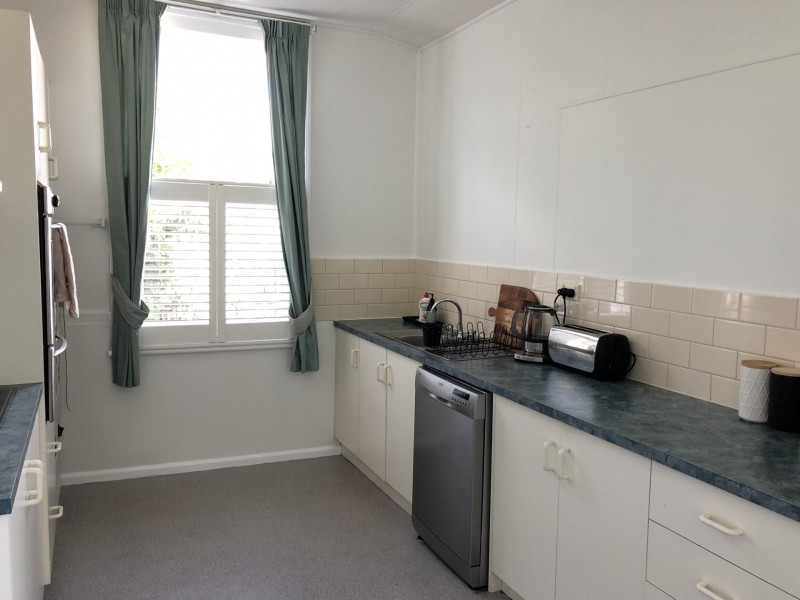 122 Augusta Road, Lenah Valley TAS 7008