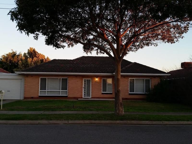 4 Oliver Avenue, Fulham Gardens SA 5024