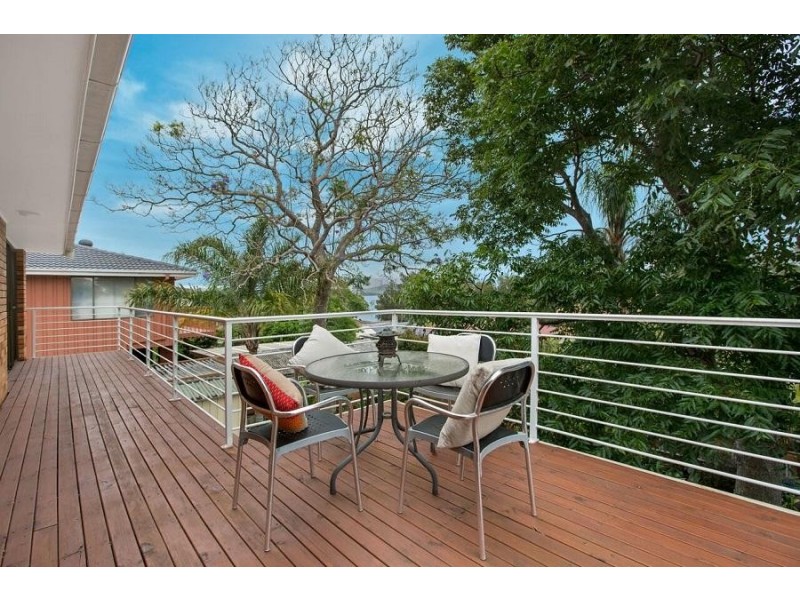 10 Henricks Parade, Mount Warrigal NSW 2528