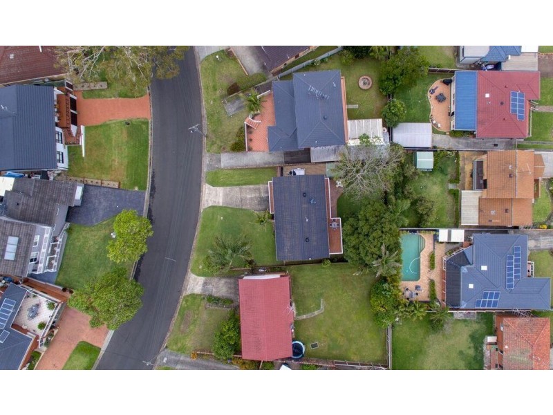 10 Henricks Parade, Mount Warrigal NSW 2528