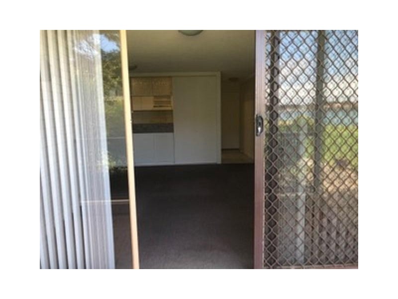 4/72 Military Road, Tennyson SA 5022