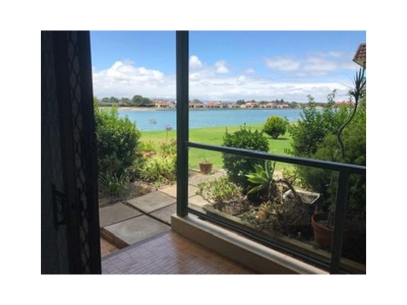 4/72 Military Road, Tennyson SA 5022