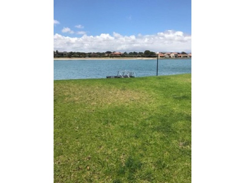 4/72 Military Road, Tennyson SA 5022