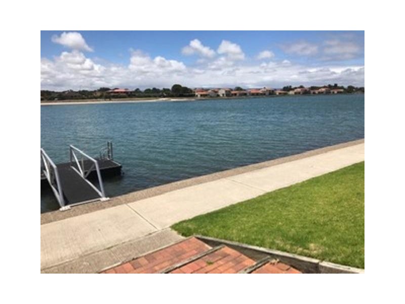 4/72 Military Road, Tennyson SA 5022