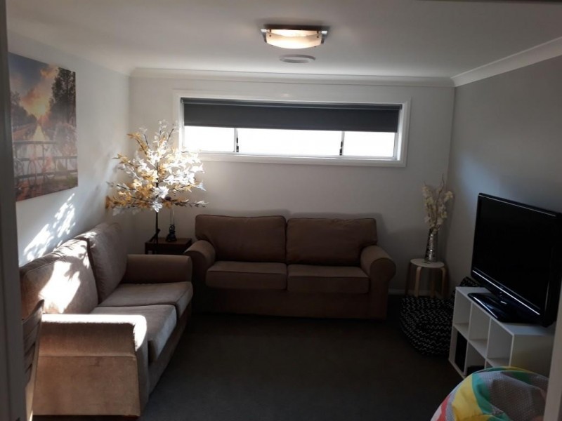 69 Graham Drive, Kelso NSW 2795