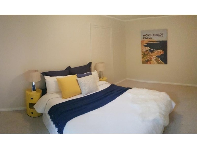 16 Gilbert Street, Hackett ACT 2602
