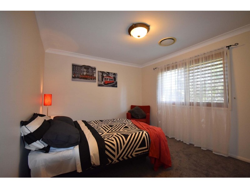 73 Oakview Circuit, Brookwater QLD 4300