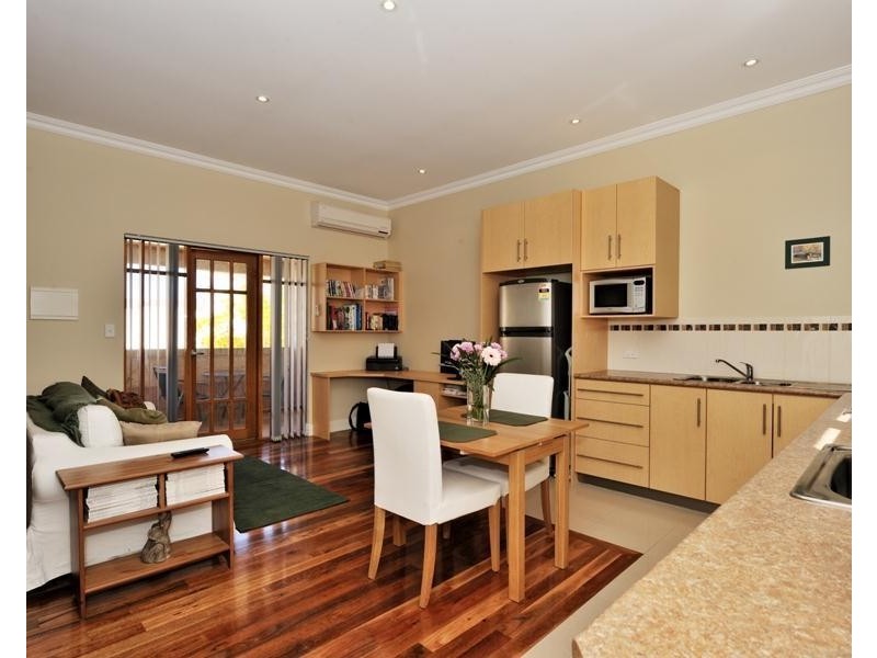 4/26 The Crescent, Midland WA 6056