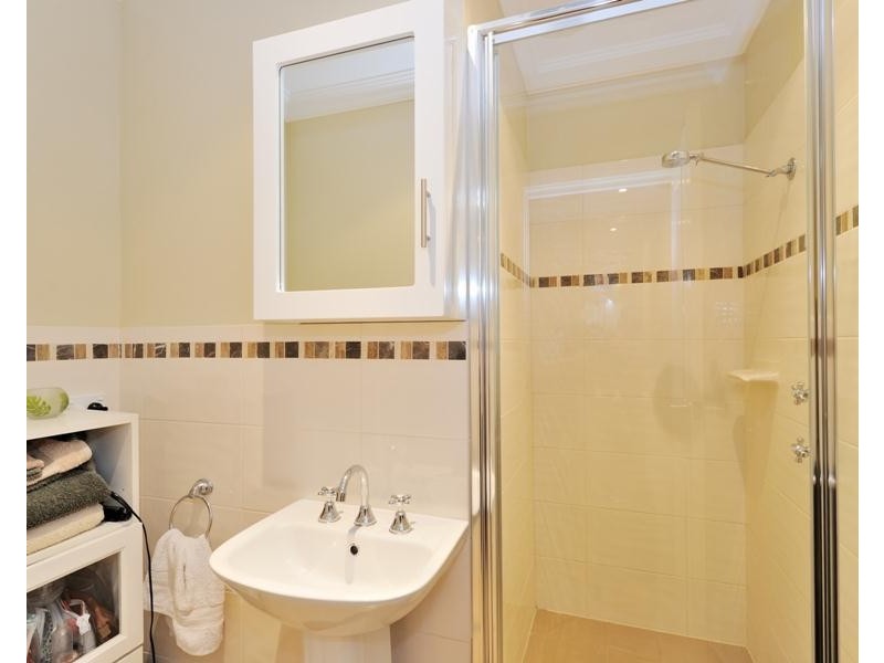 4/26 The Crescent, Midland WA 6056