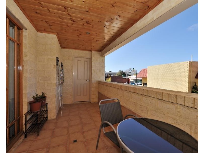 4/26 The Crescent, Midland WA 6056
