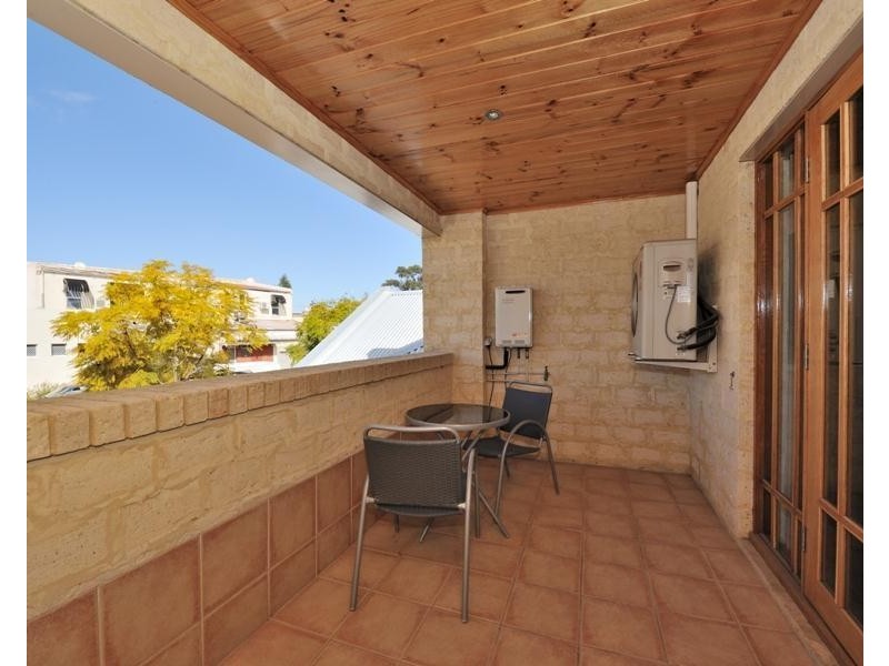4/26 The Crescent, Midland WA 6056