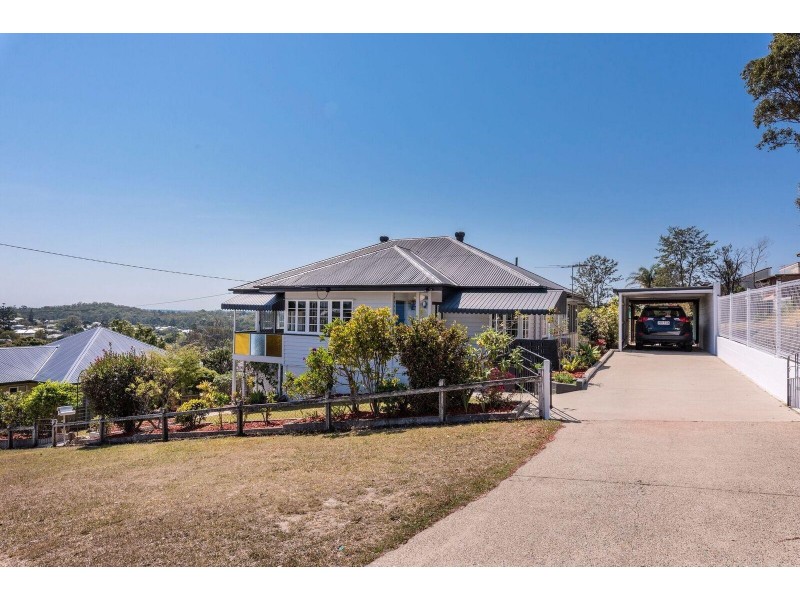 * Rea Street, Carina Heights QLD 4152