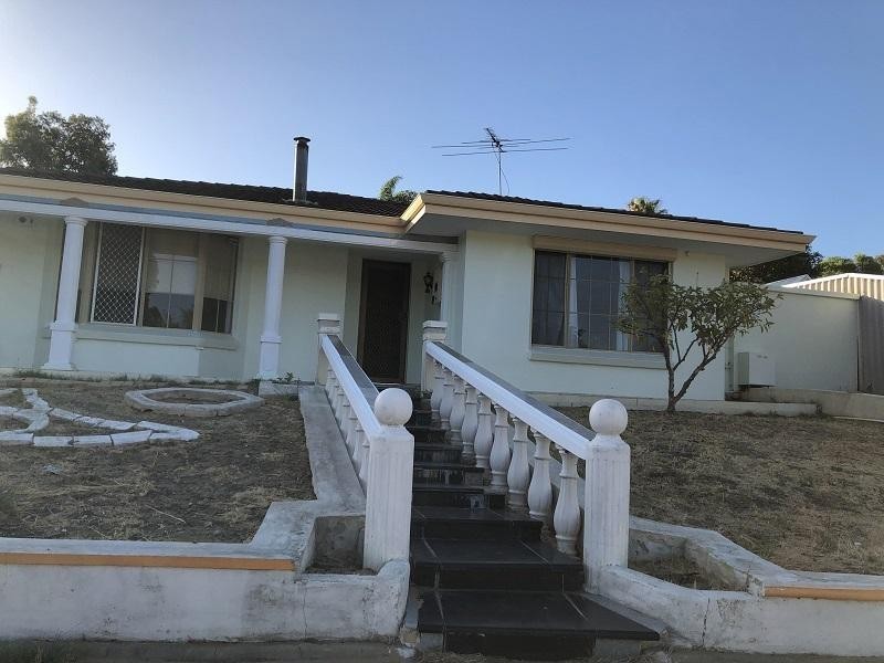 7 Theba Court, Heathridge WA 6027