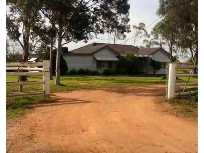 20342 Riverina Highway, Deniliquin NSW 2710