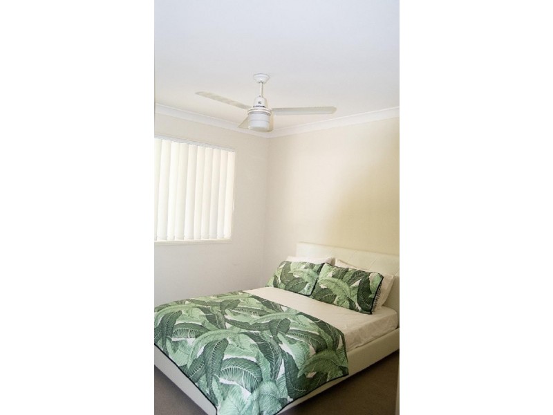 3 Yaraan Crescent, Beachmere QLD 4510