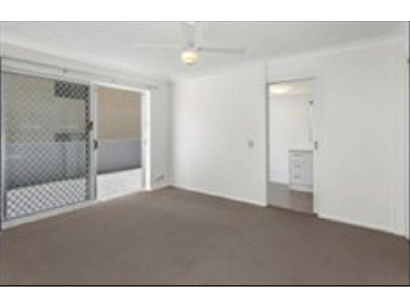 1/246 Jefferson Lane, Palm Beach QLD 4221