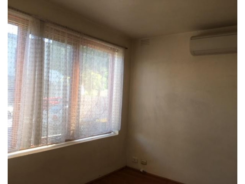 * Greeves Street, Fitzroy VIC 3065