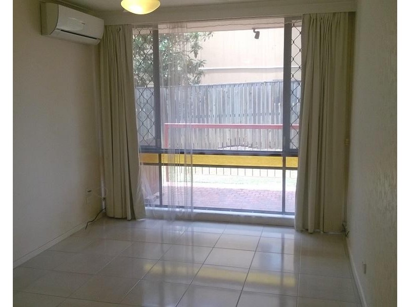 1/22 Foxton Street, Indooroopilly QLD 4068