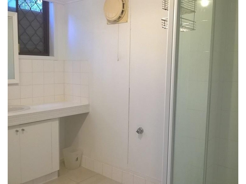 1/22 Foxton Street, Indooroopilly QLD 4068
