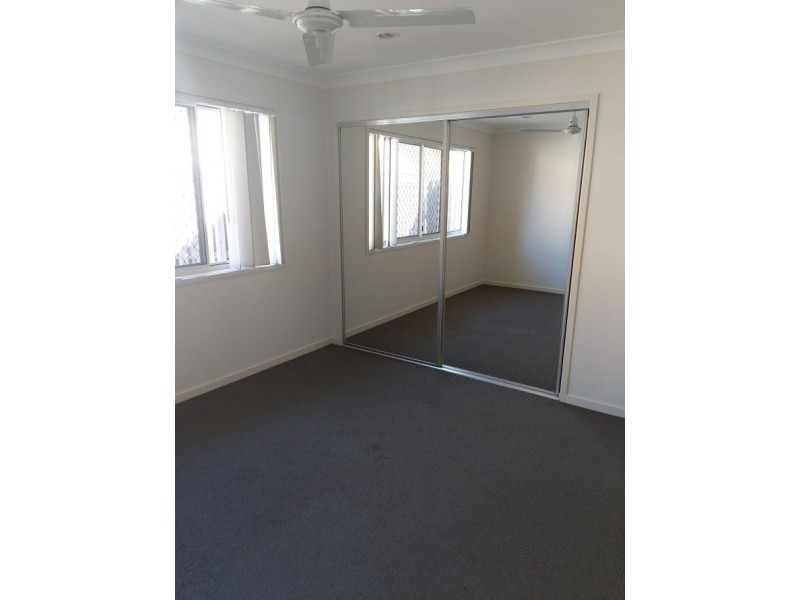20/8 Rosegum Place, Redbank Plains QLD 4301