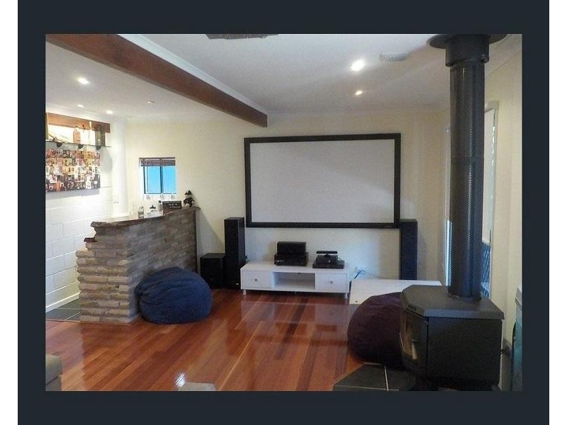 16 Algwen Road, North Gosford NSW 2250