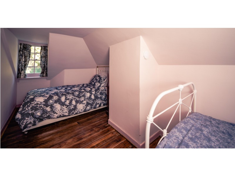 60 Cascade Road, South Hobart TAS 7004