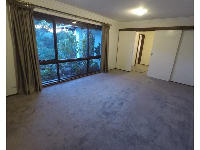 37 Dean Road, Bateman WA 6150