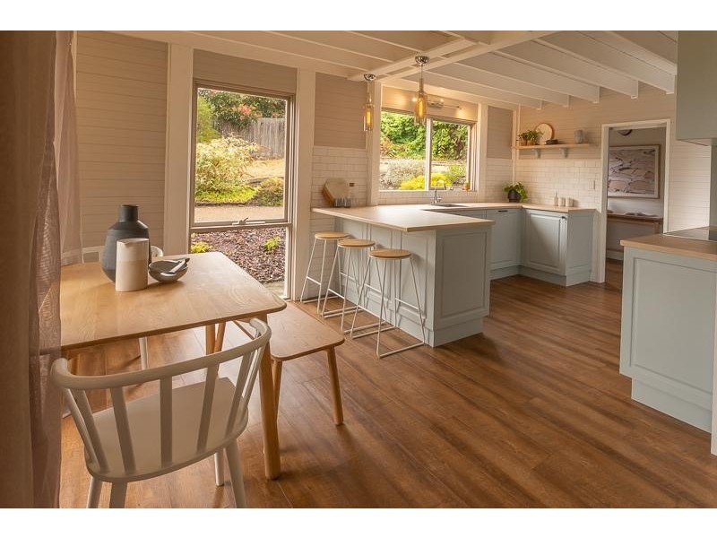 21 Garnett Street, Blackmans Bay TAS 7052