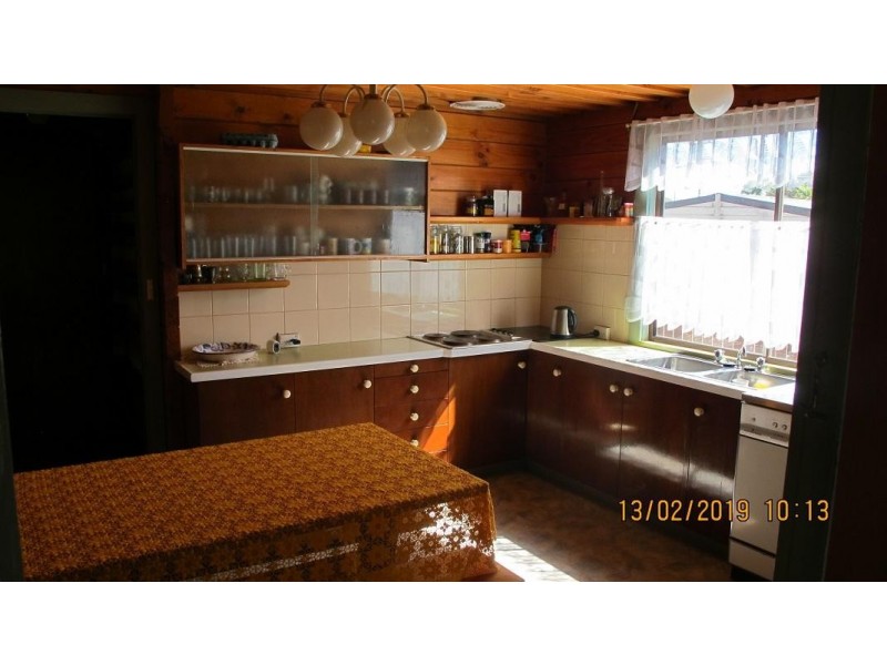 2 First Avenue, Dodges Ferry TAS 7173