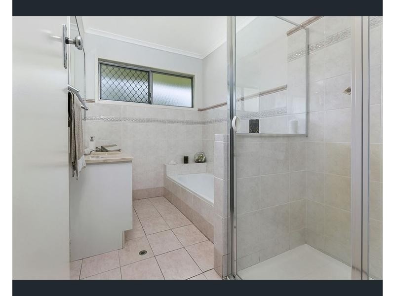 99 Hecklemann Street, Carina Heights QLD 4152