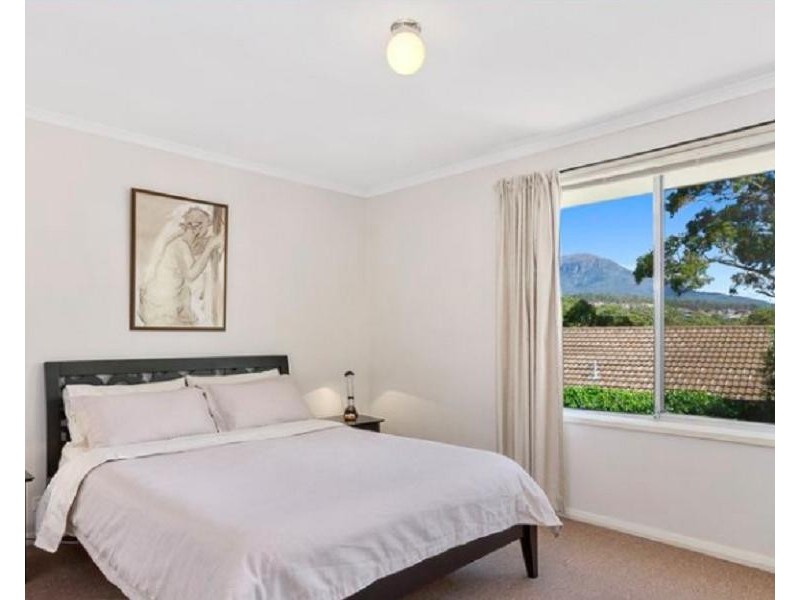 28 Brinsmead Road, Mount Nelson TAS 7007