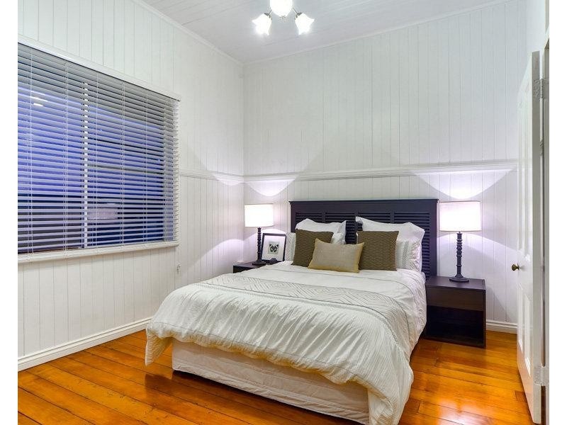 77 Ison Street, Morningside QLD 4170