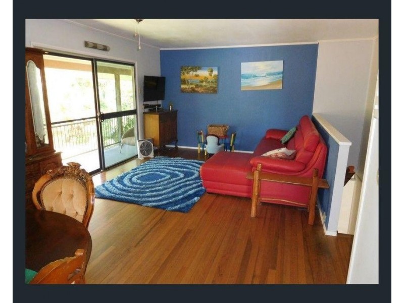 9 Butler Road, Bingil Bay QLD 4852