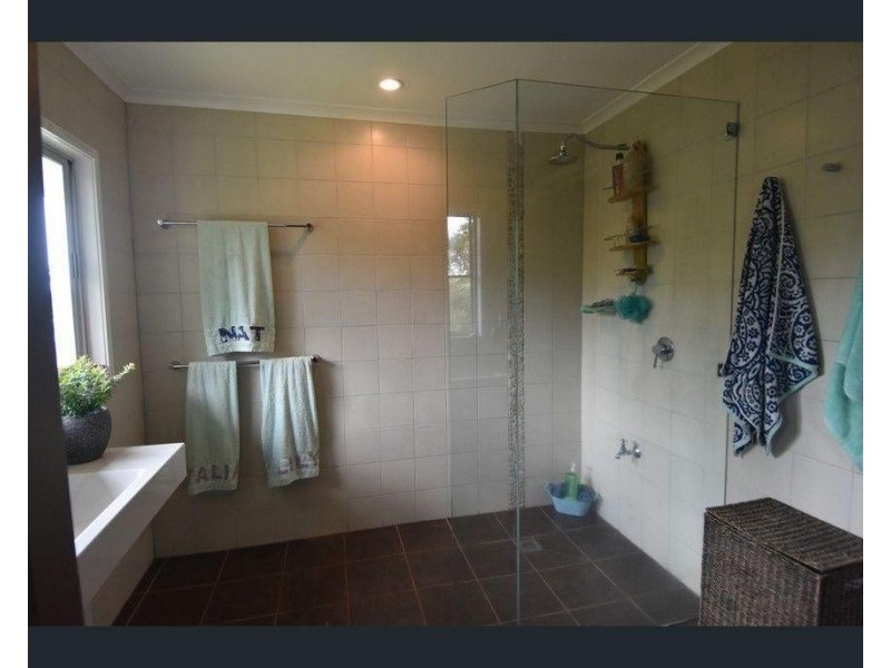 9 Butler Road, Bingil Bay QLD 4852