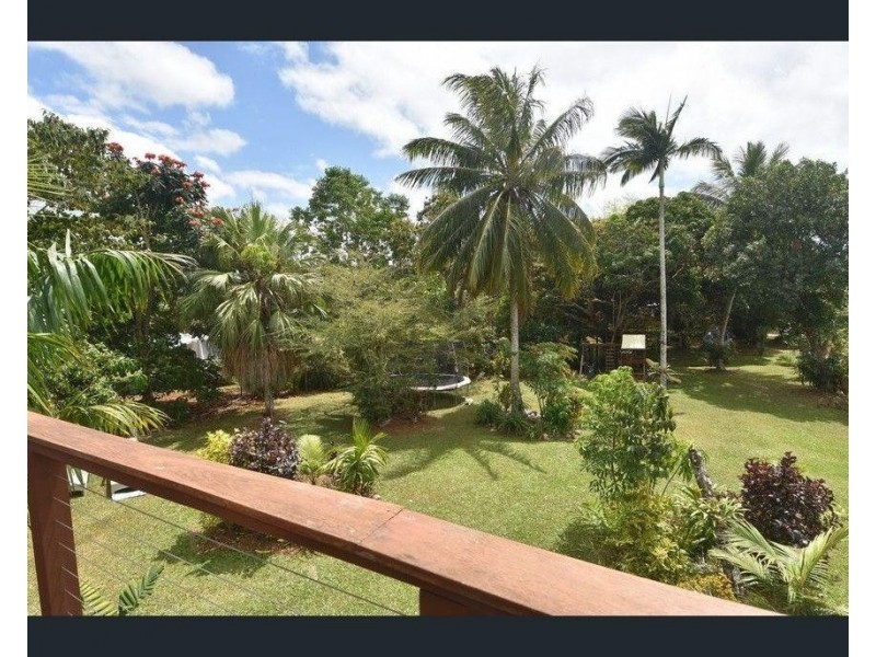 9 Butler Road, Bingil Bay QLD 4852