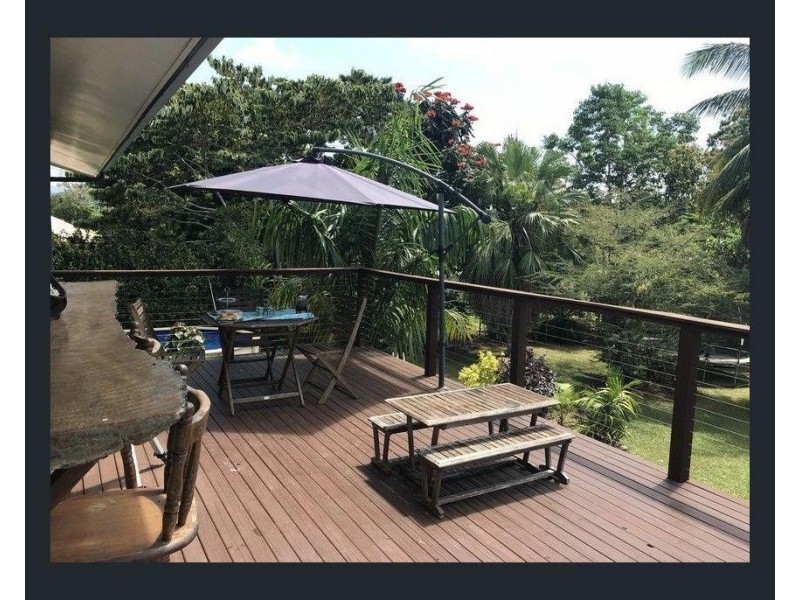 9 Butler Road, Bingil Bay QLD 4852