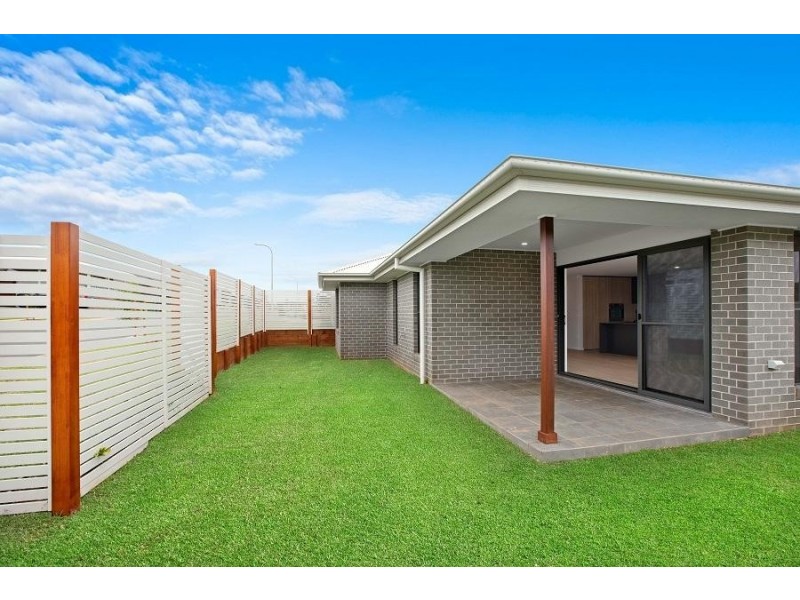 22 Surfers Drive, Lake Cathie NSW 2445