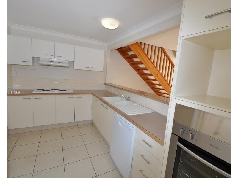 15/130 Plateau Crescent, Carrara QLD 4211