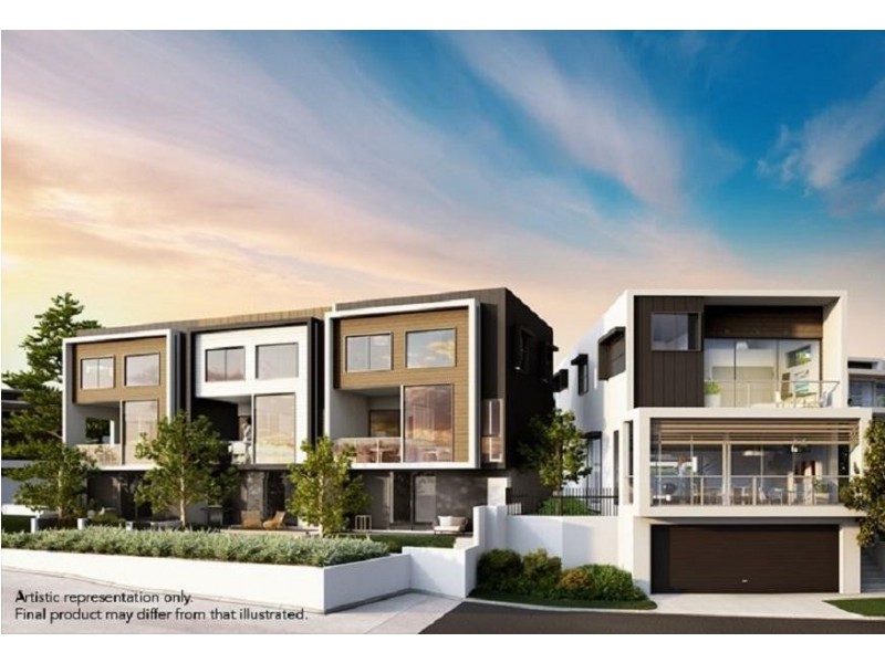 * Town Centre Close, Carrara QLD 4211