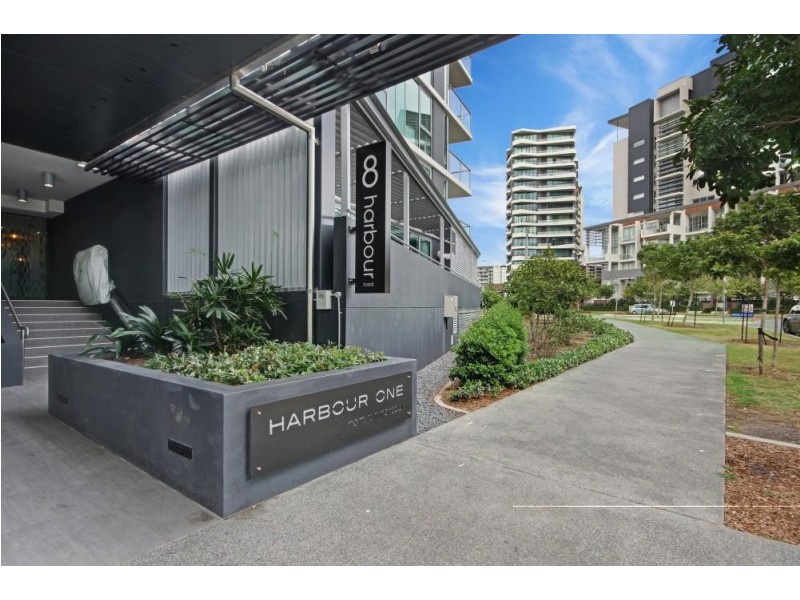 11901/8 Harbour Road, Hamilton QLD 4007