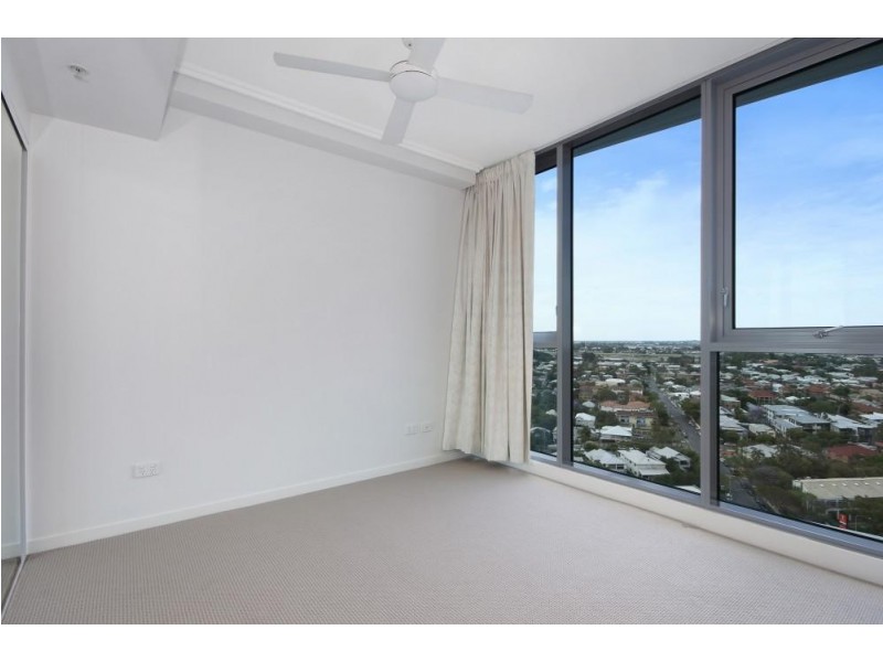 11901/8 Harbour Road, Hamilton QLD 4007