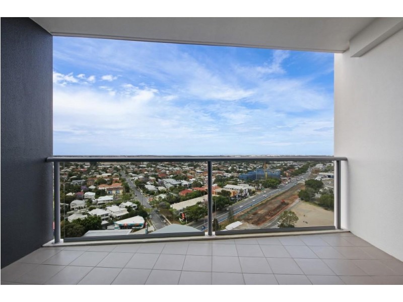 11901/8 Harbour Road, Hamilton QLD 4007