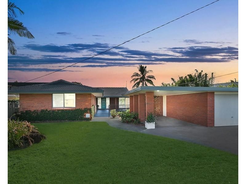 13 La Scala Court, Isle Of Capri QLD 4217