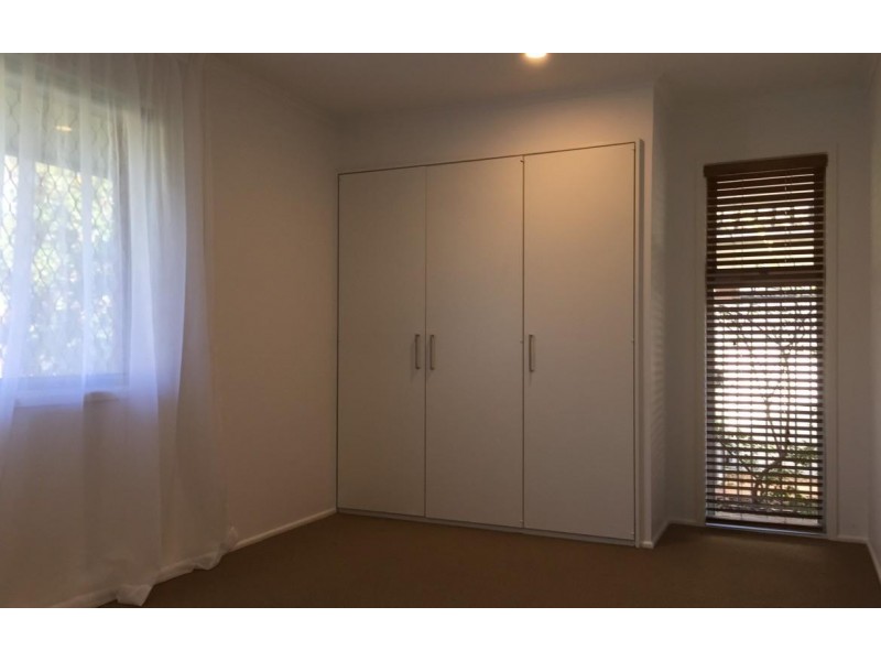 13 La Scala Court, Isle Of Capri QLD 4217