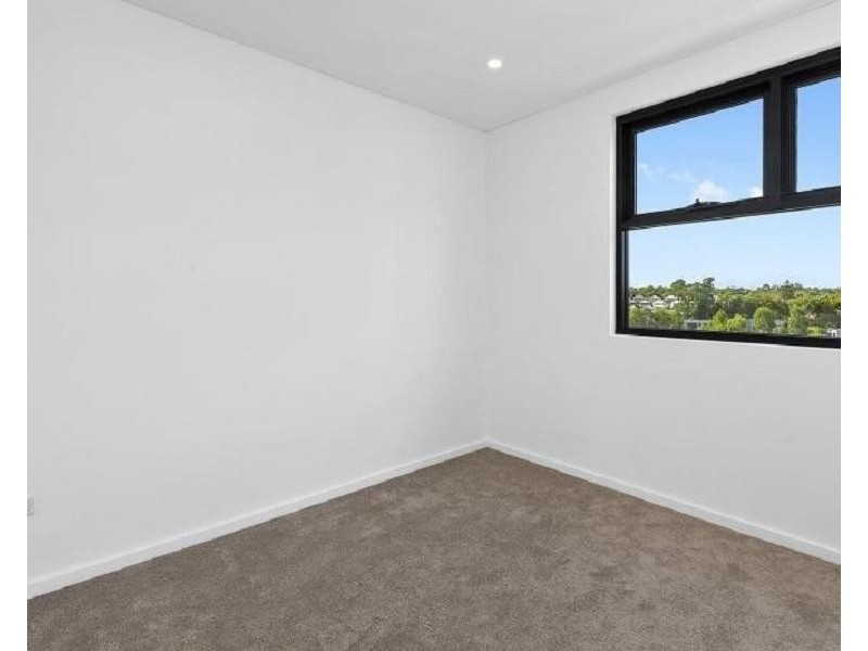 * 507/60 Lord Sheffield Circuit, Penrith NSW 2750