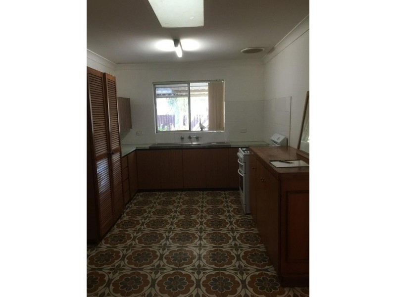 24-26 Yule Street, Maddington WA 6109