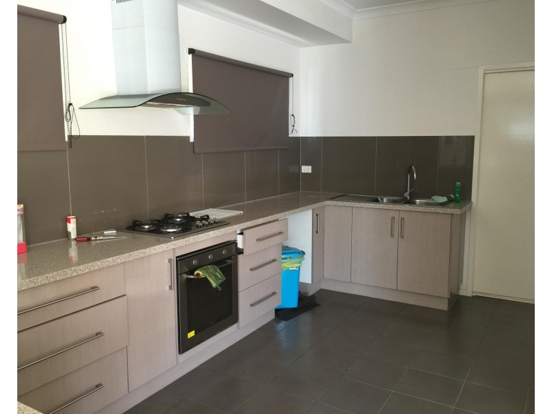 1/12 Gunnedah Street, Albion VIC 3020