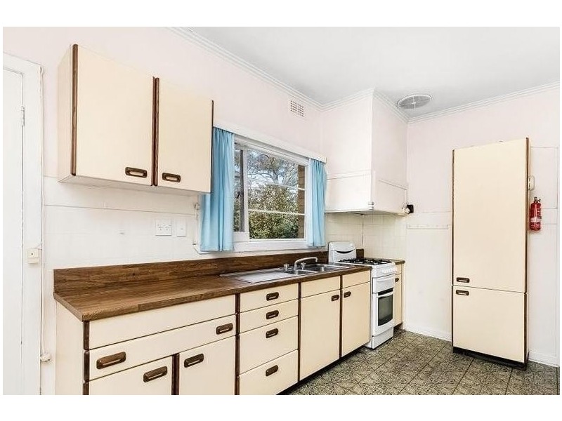 26 Garnet-Leary Avenue, Black Rock VIC 3193